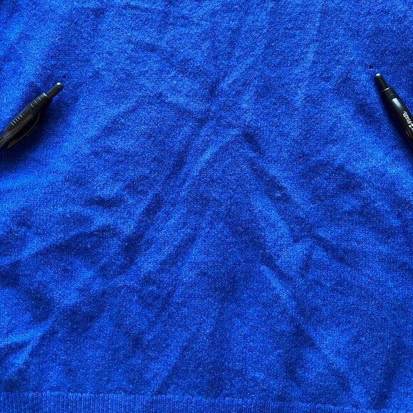 100% Cashmere Nordstrom Blouse Womens Large Chic Blue V-Neck Preppy Winter Top - Picture 7 of 8